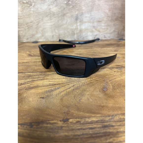Oakley Gascan Sunglasses Matte Black American Flag SI OO9014-8060 USA Made Mens - Picture 2 of 5